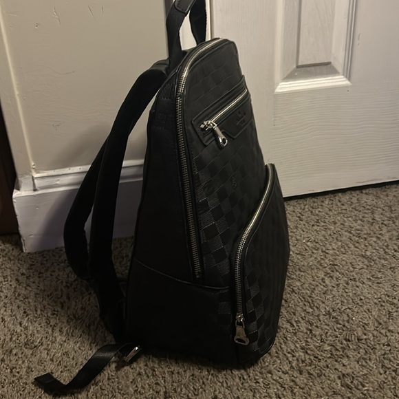 BLACK LV backpack only used once it was and Christmas gift price is negotiable - Picture 3 of 5